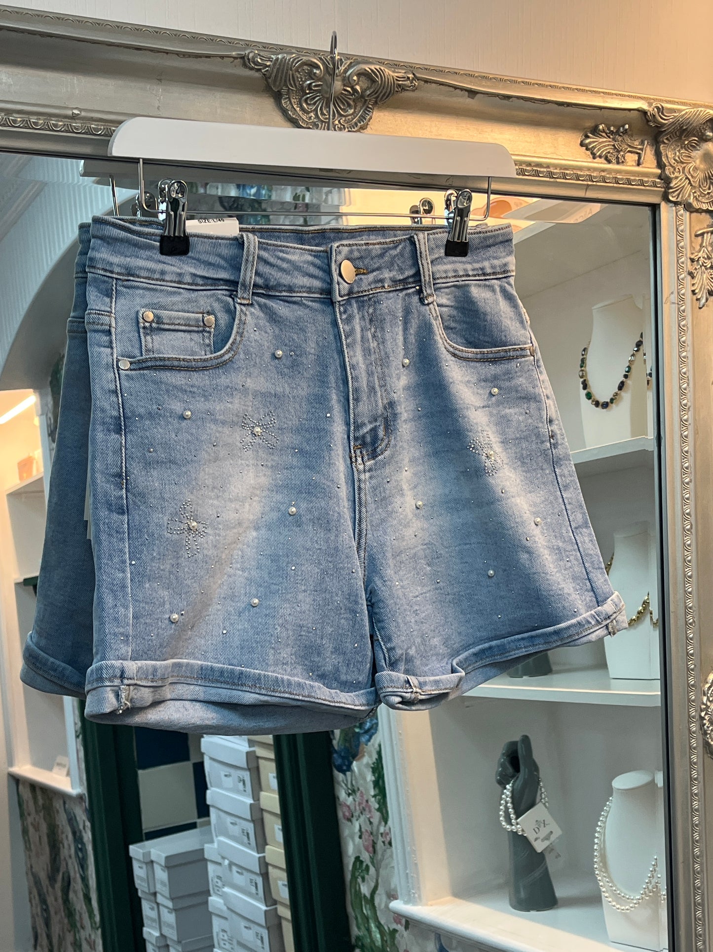 G-Smack Shorts with pearls Style SKM819