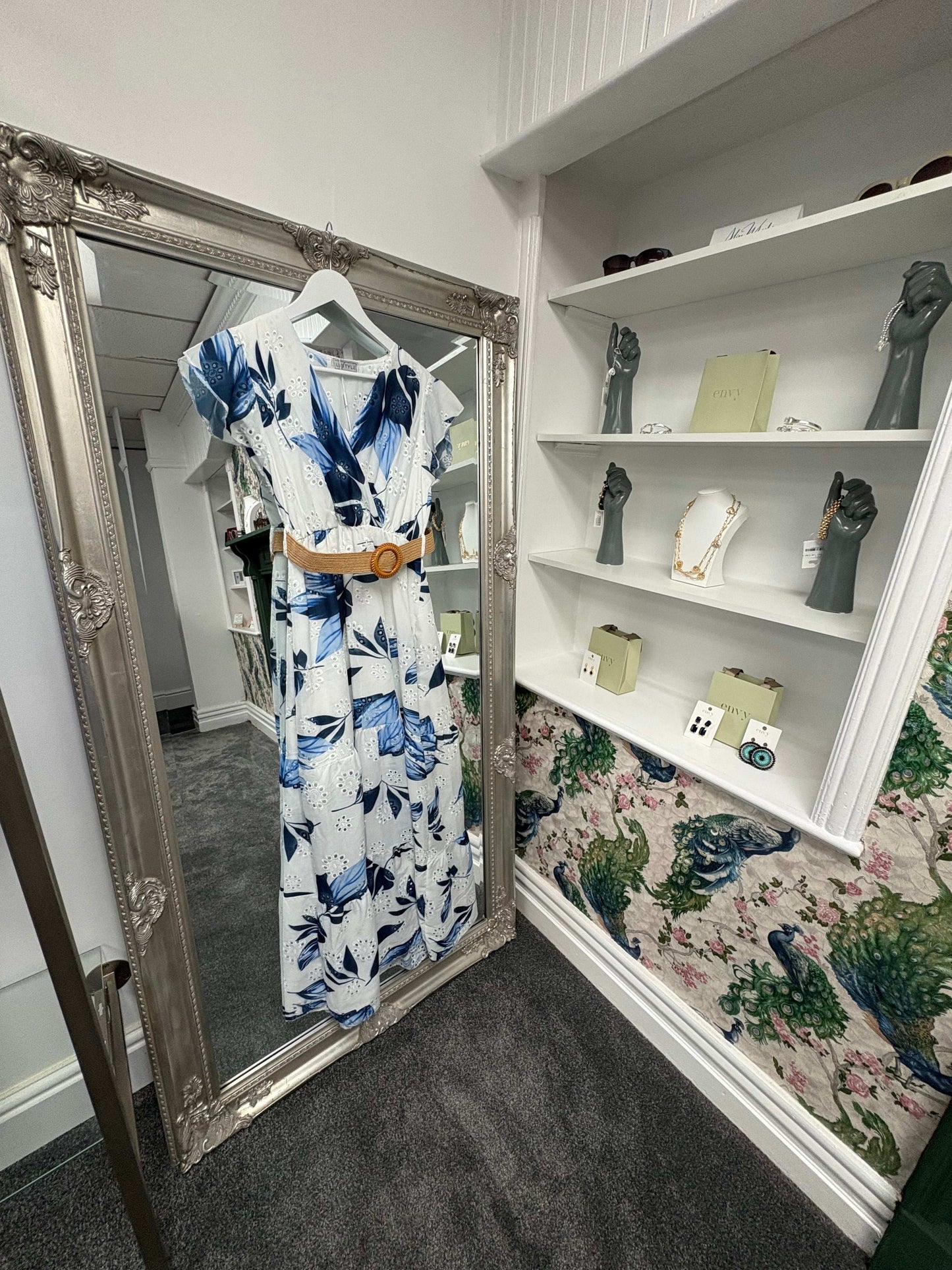 Luxtyle White Flower Dress One Size 8-14