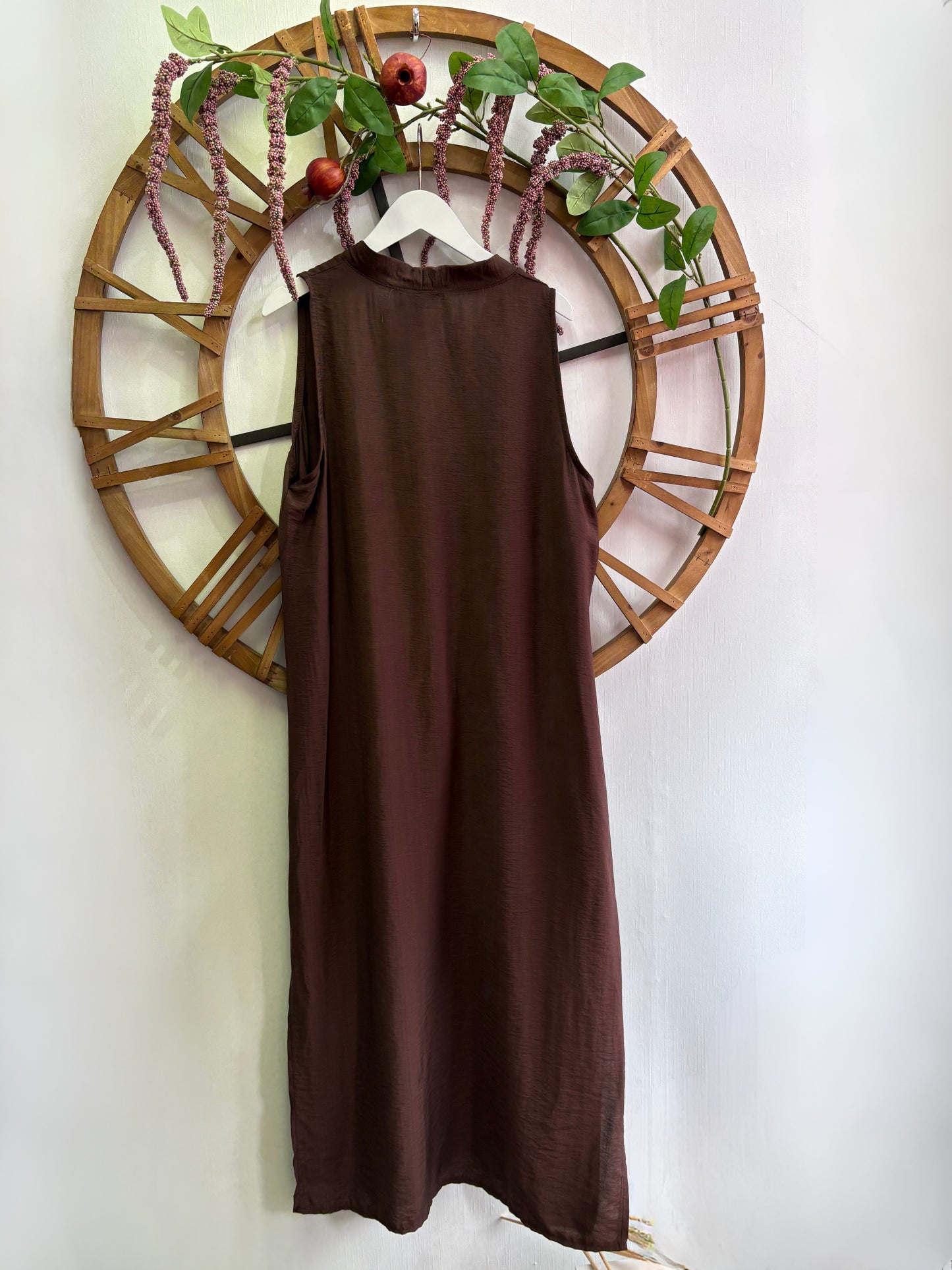 Luxtyle Sleeveless V-Neck Midi Dress – Berry or Chocolate (One Size up to 16/18)