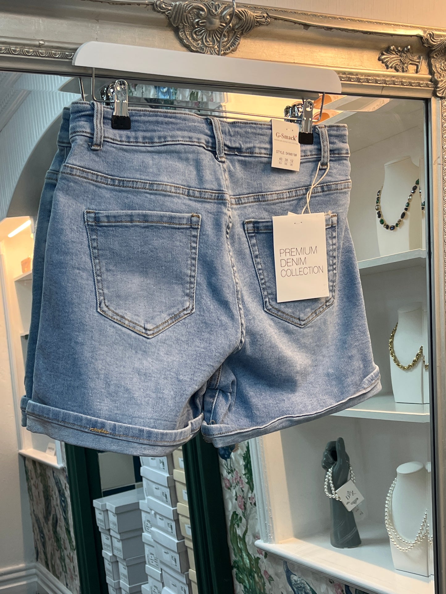 G-Smack Shorts with pearls Style SKM819