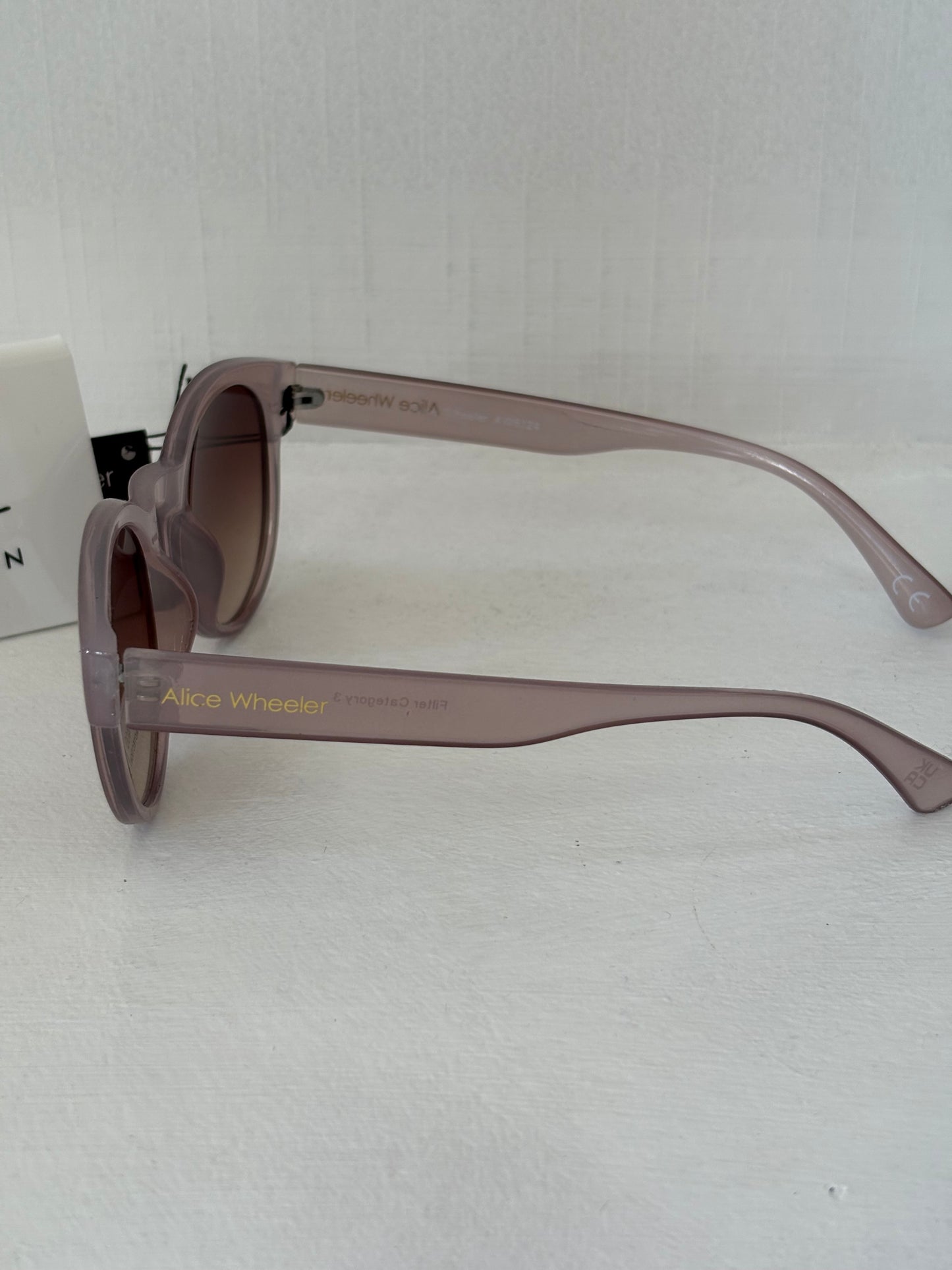 Alice Wheeler Natasha Sunglasses