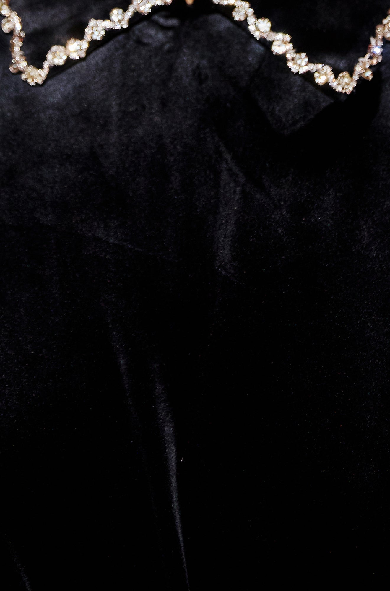 Yumi Black Long Sleeve Velvet Tunic With Diamante Collar