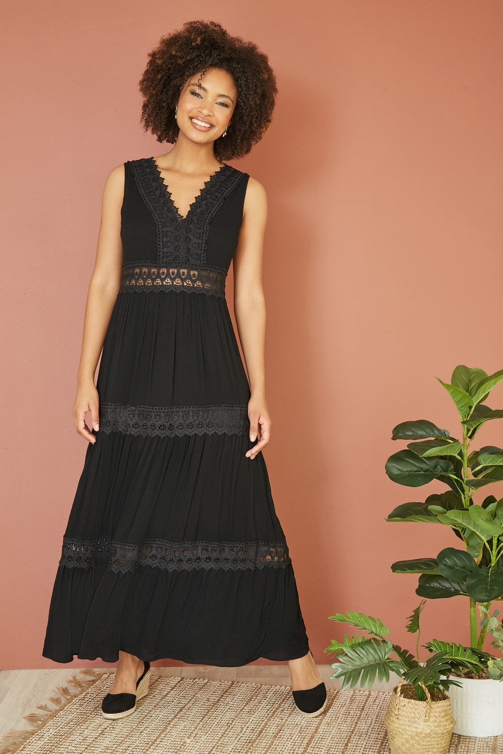 Yumi Women's Lace Trim Cotton Maxi Sun Dress - Black