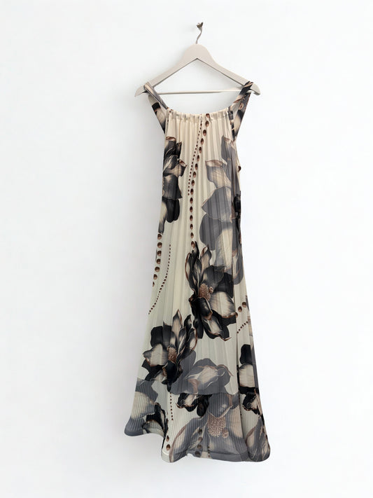Printed Flowing Sleeveless Maxi Dress One Size 8-22