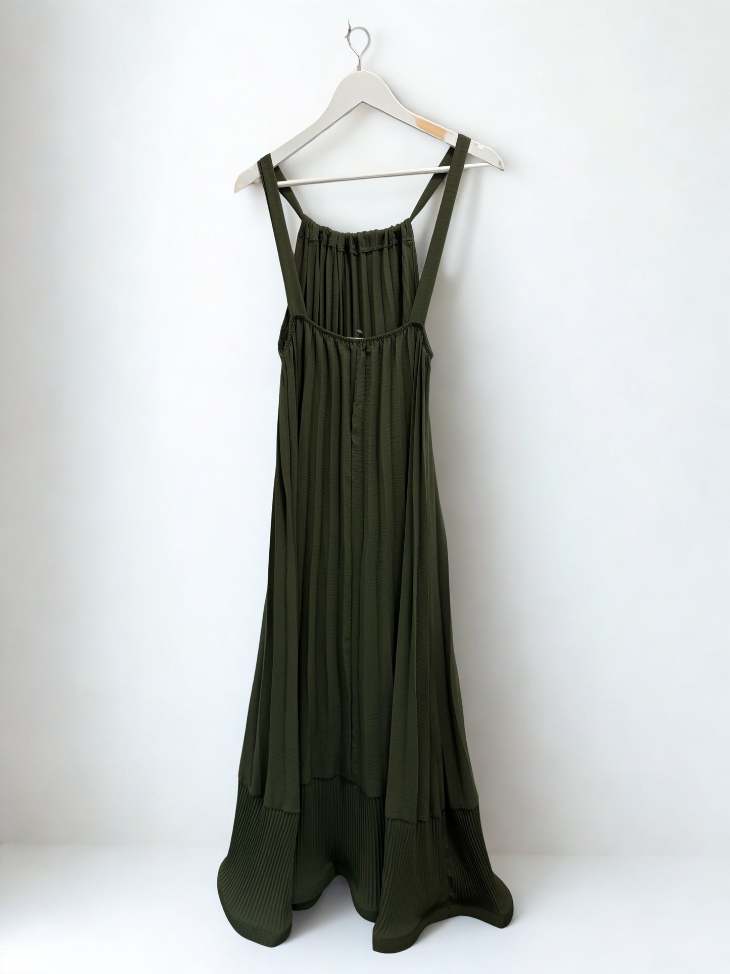 Flowing Sleeveless Maxi Dress One Size 8-22
