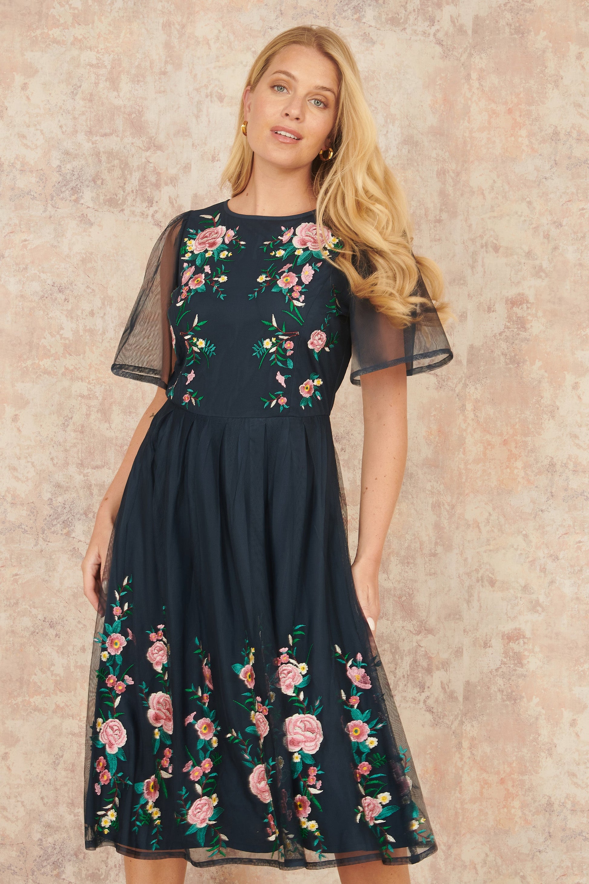 yumi embroidered dress Elizabeth main image 0