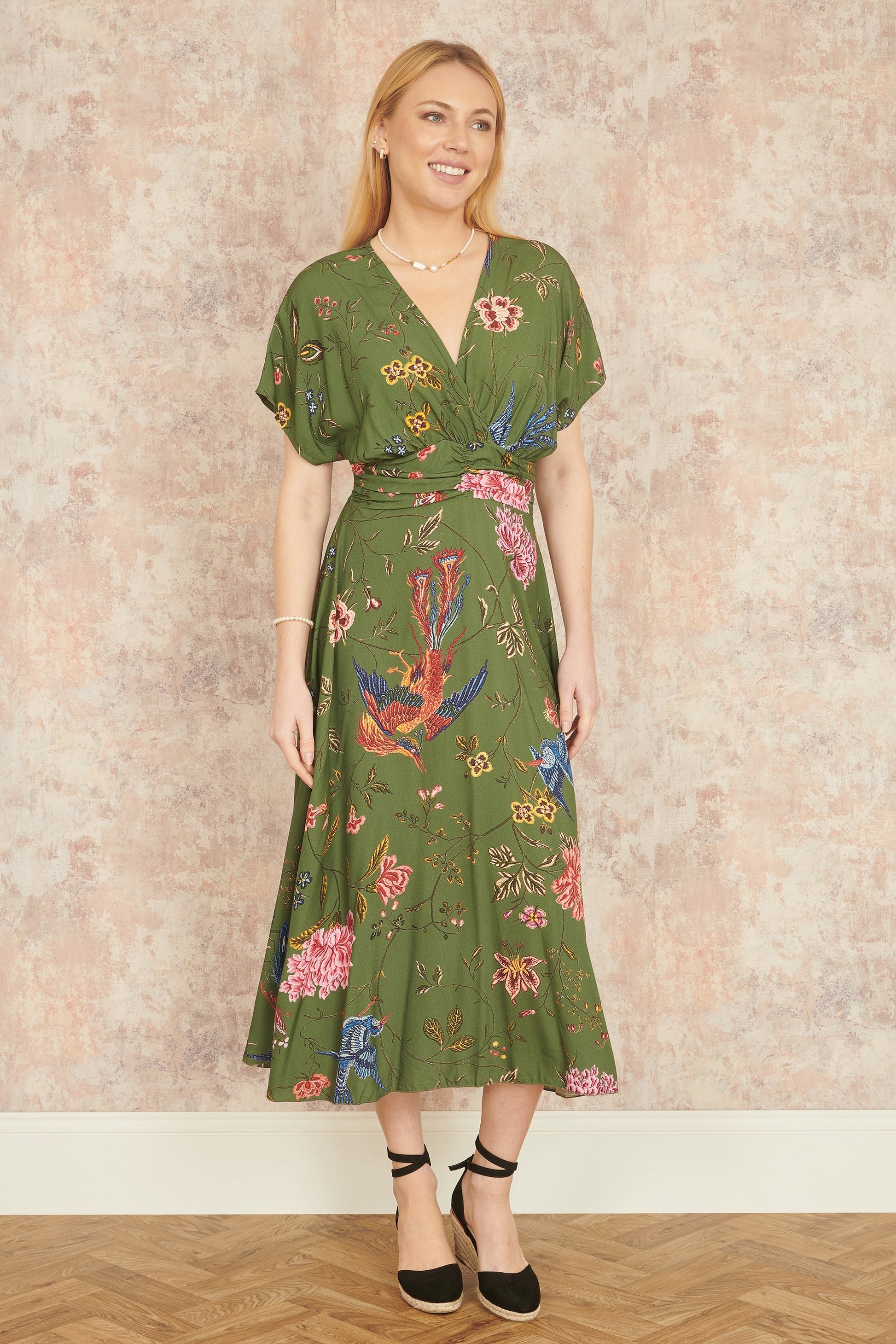 green emerald velvet dress Gianni Green Circle Kimono Robe main image 0