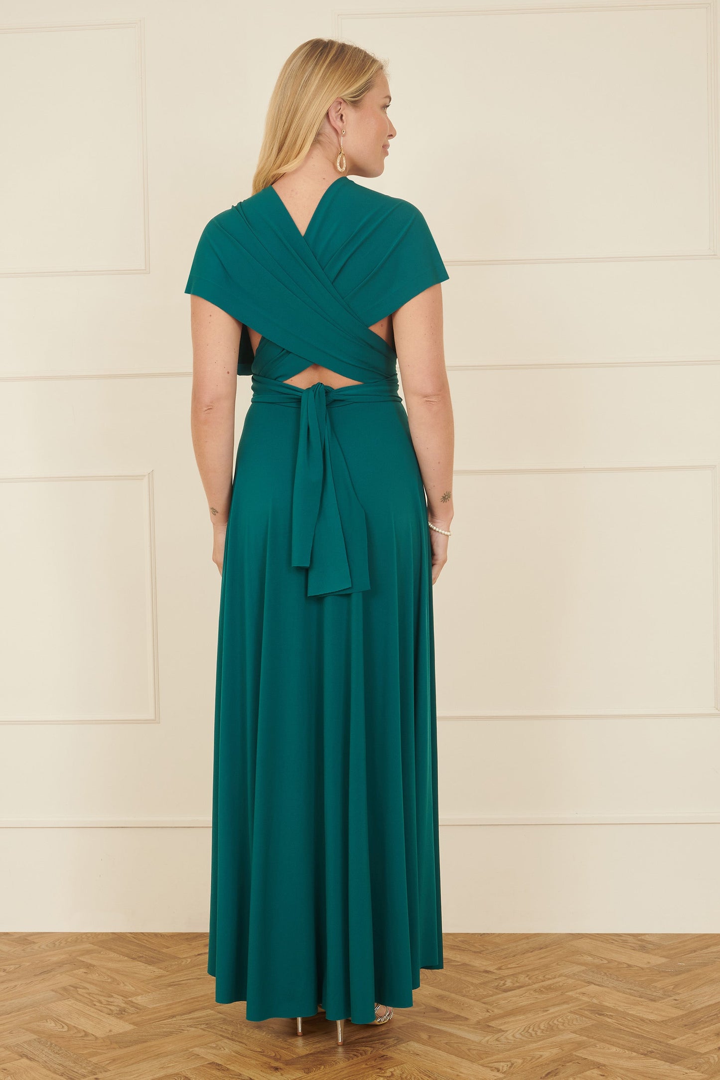 Yumi Green Jersey Stretch Multiway Midi Dress – Envy Boutique
