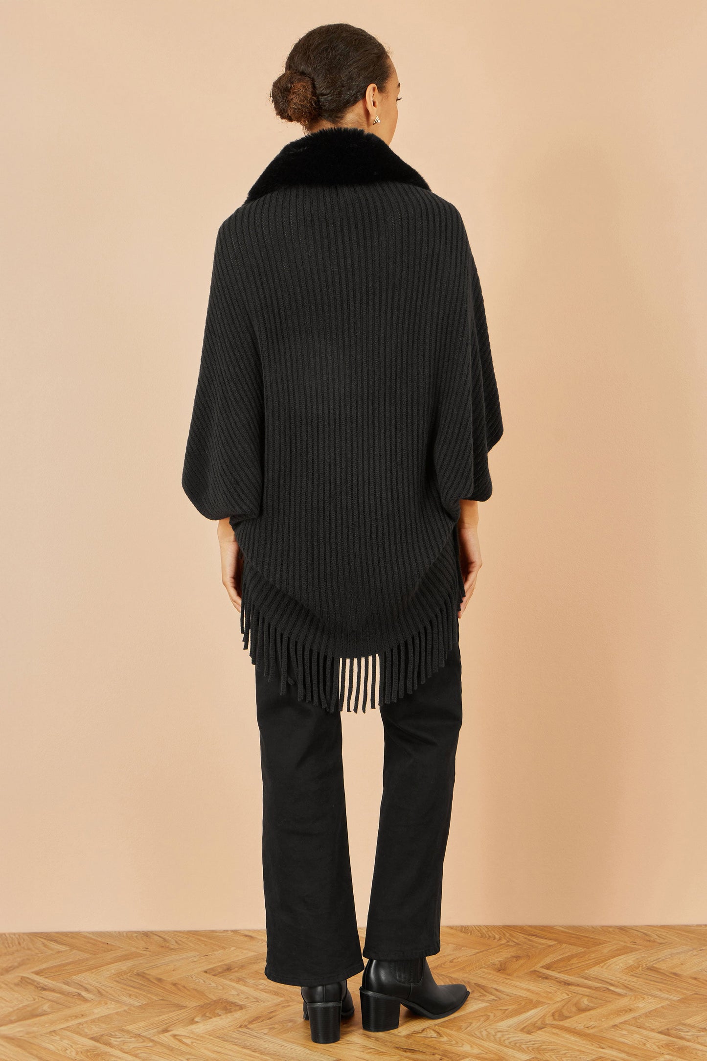Yumi Black Fur Collar Shrug With Tassel Hem