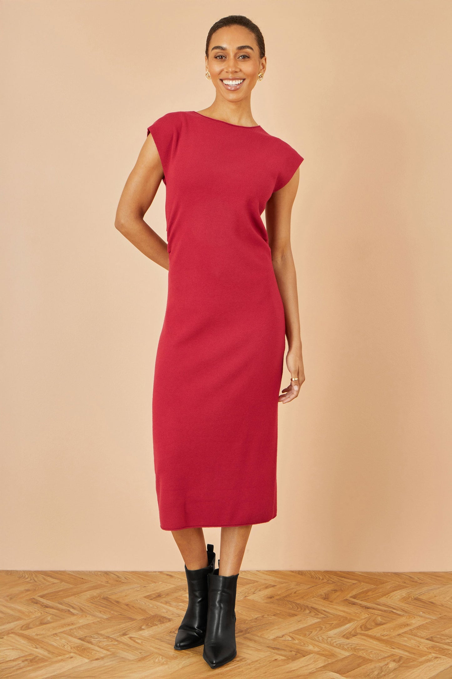 Yumi Burgundy Knitted Ruched Midi Dress - Burgundy / S