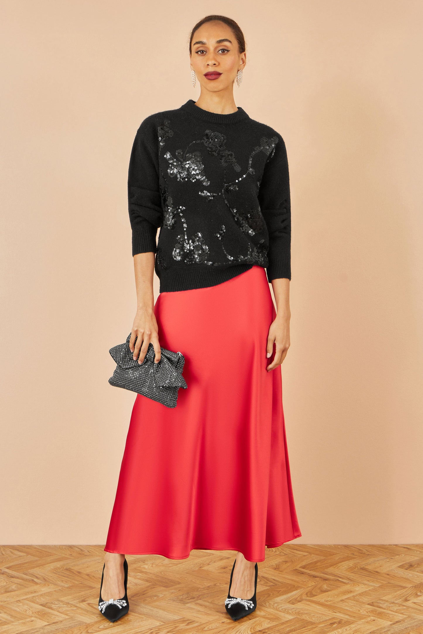 Yumi Black Relaxed Knitted Jumper With Sequin Detail