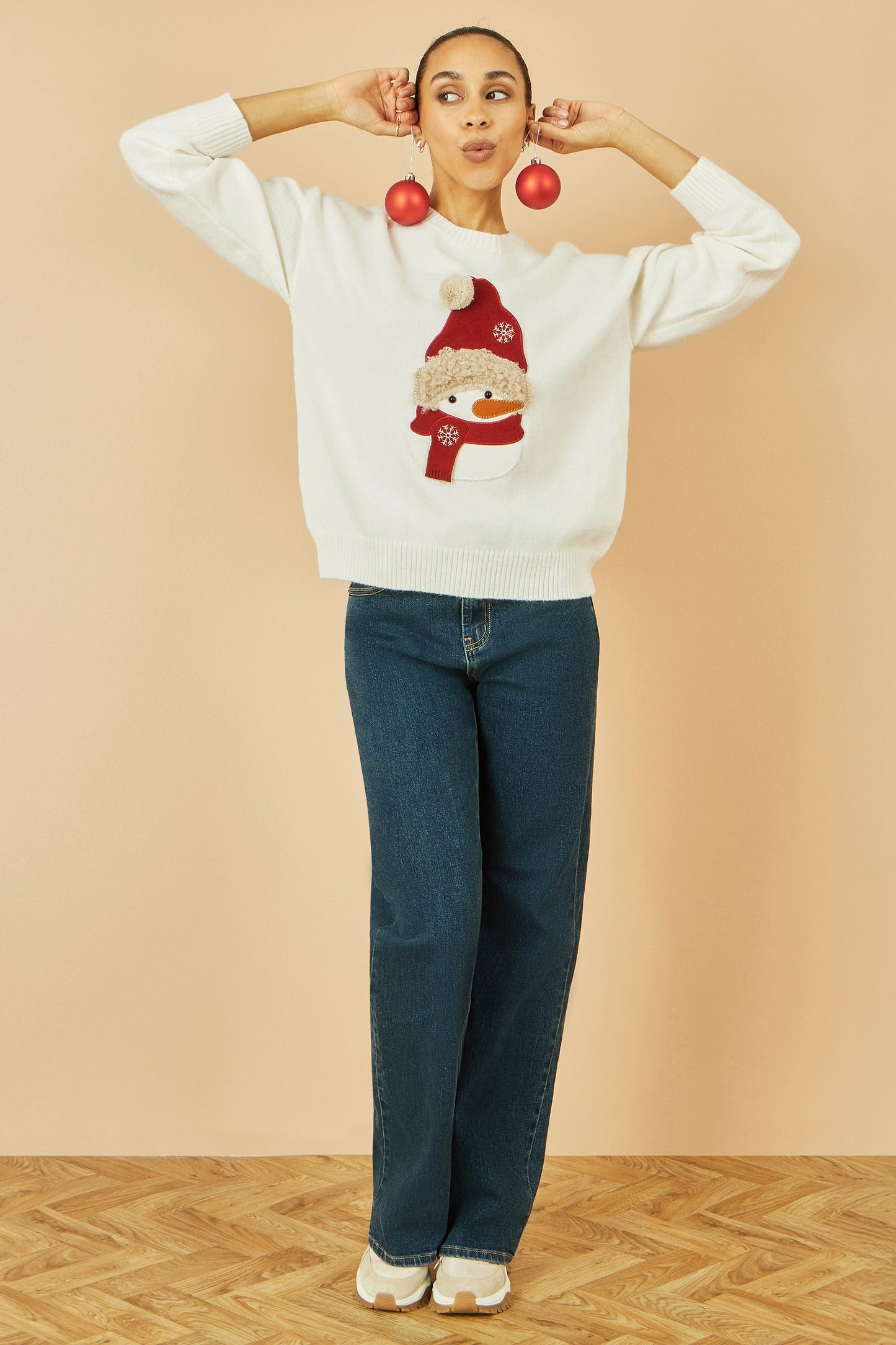 Yumi White Christmas Jumper With Applique Snowman