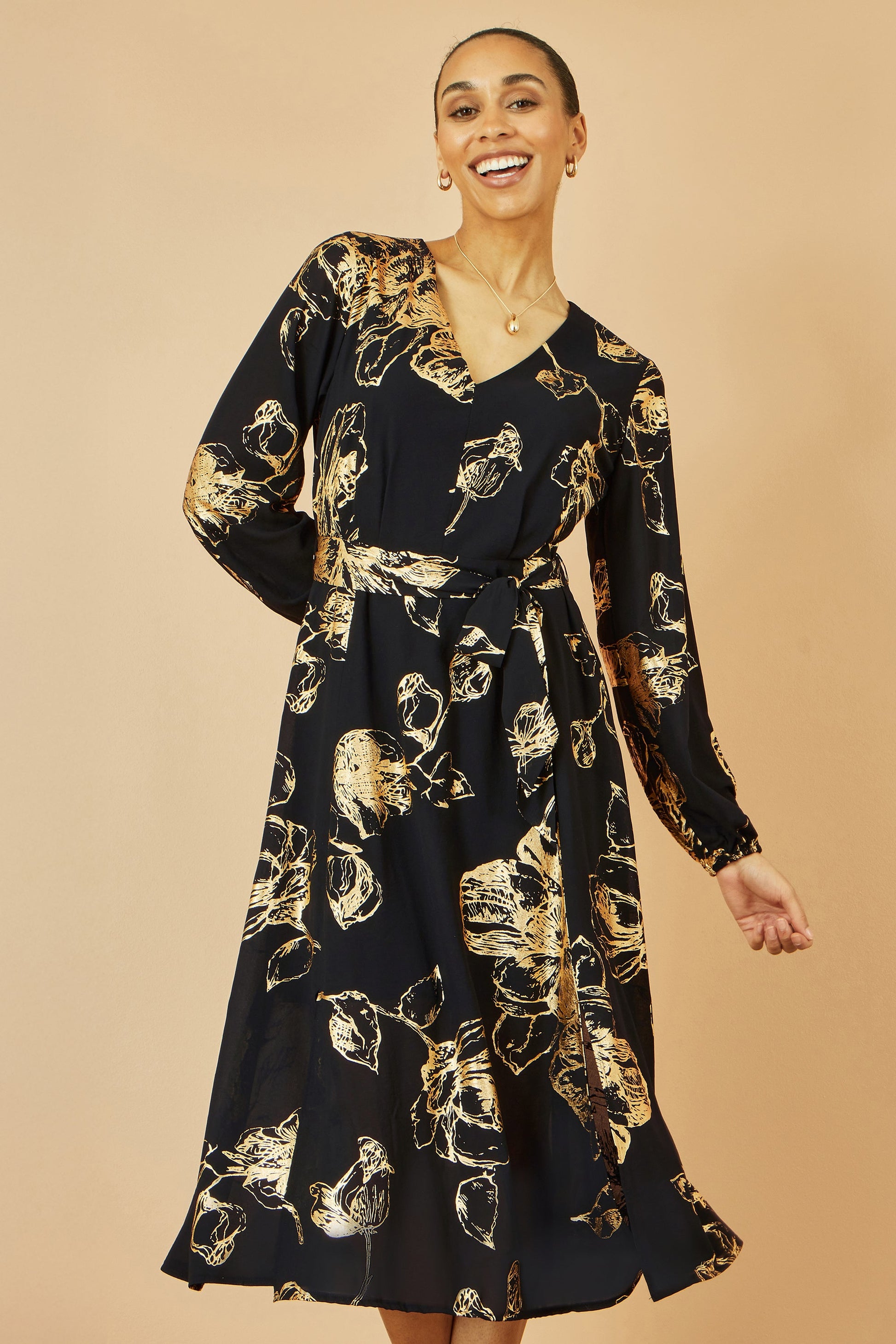 Yumi Black Foil Rose Print Midi Dress - Black / 10 Yumi Black Foil Rose Print Midi Dress - Black / 10