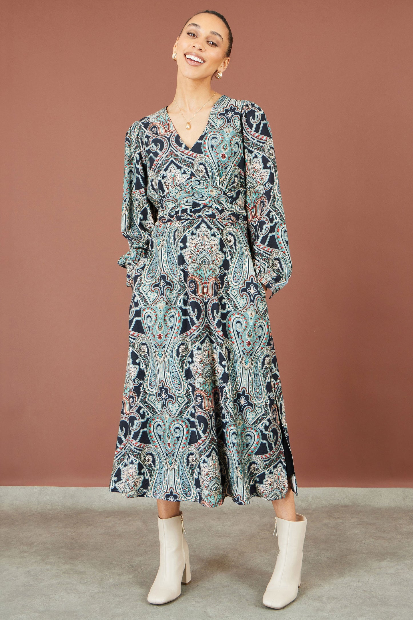 Yumi Green Paisley Print Midi Dress