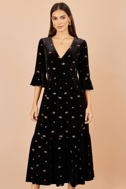 Yumi Black Velvet Embroidered Midi Dress