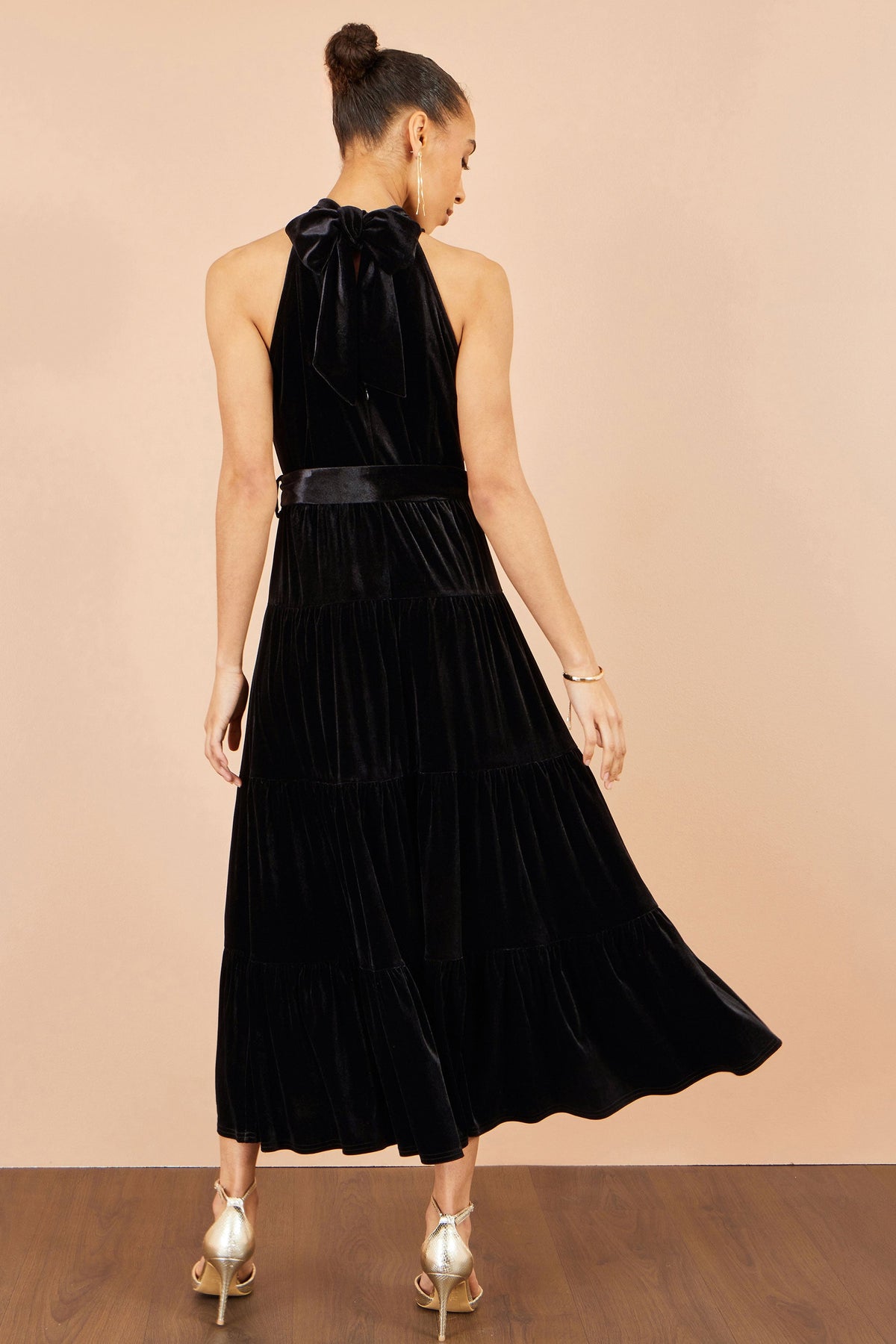 Yumi Black Velvet Halter Maxi Dress With Belt