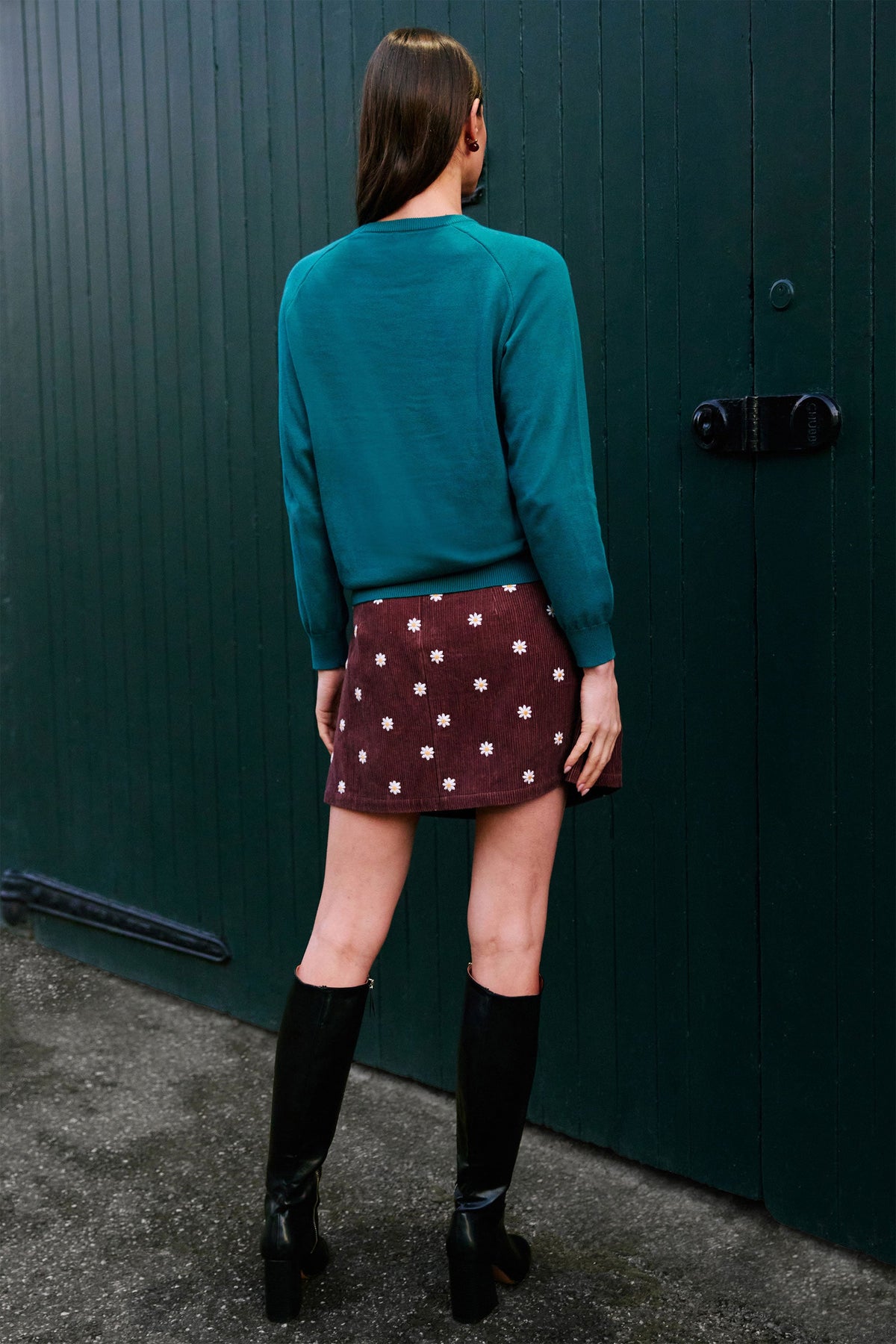 Yumi Brown Daisy Embroidered Cord Mini Skirt