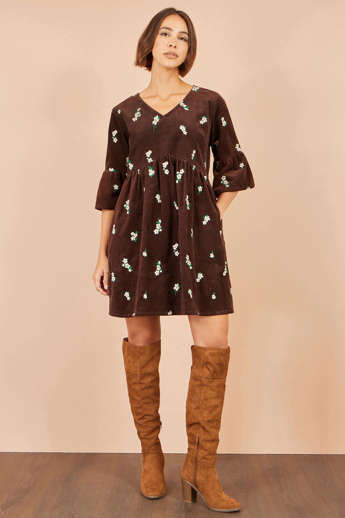 Yumi Brown Embroidered Daisy Cord Dress