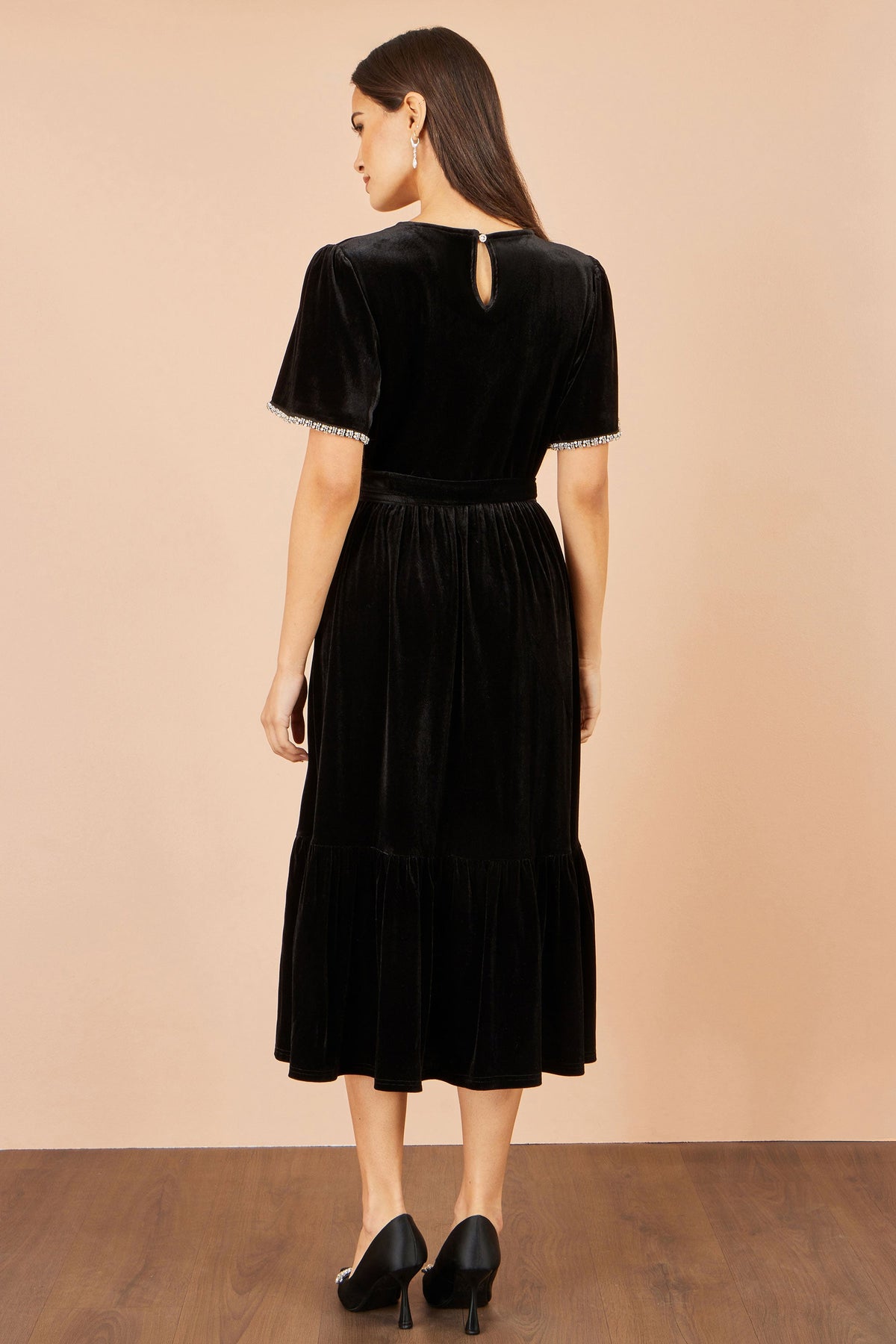 Yumi Black Velvet Midi Dress With Embellished Sleeve