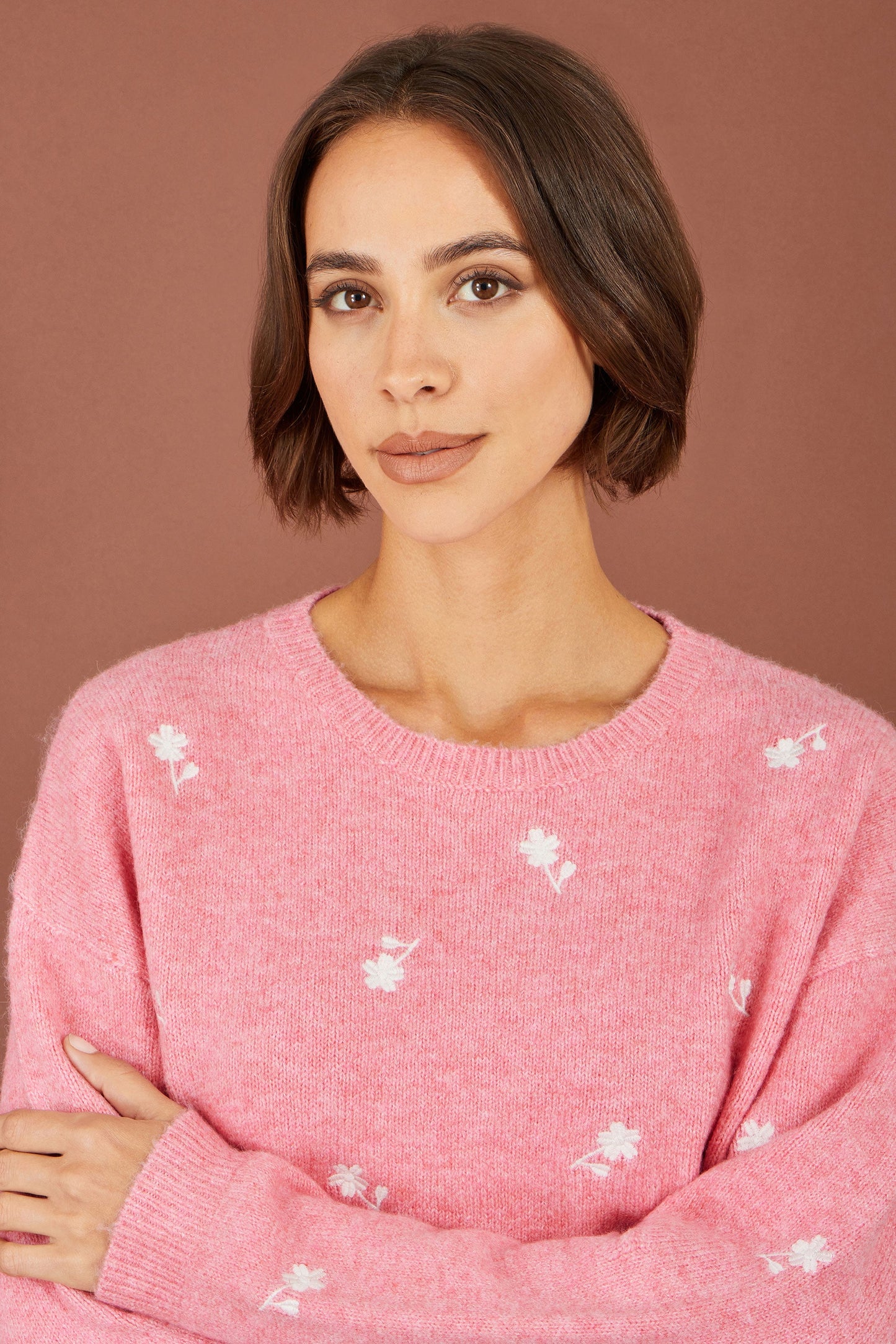 Yumi Pink Daisy Embroidered Relaxed Jumper