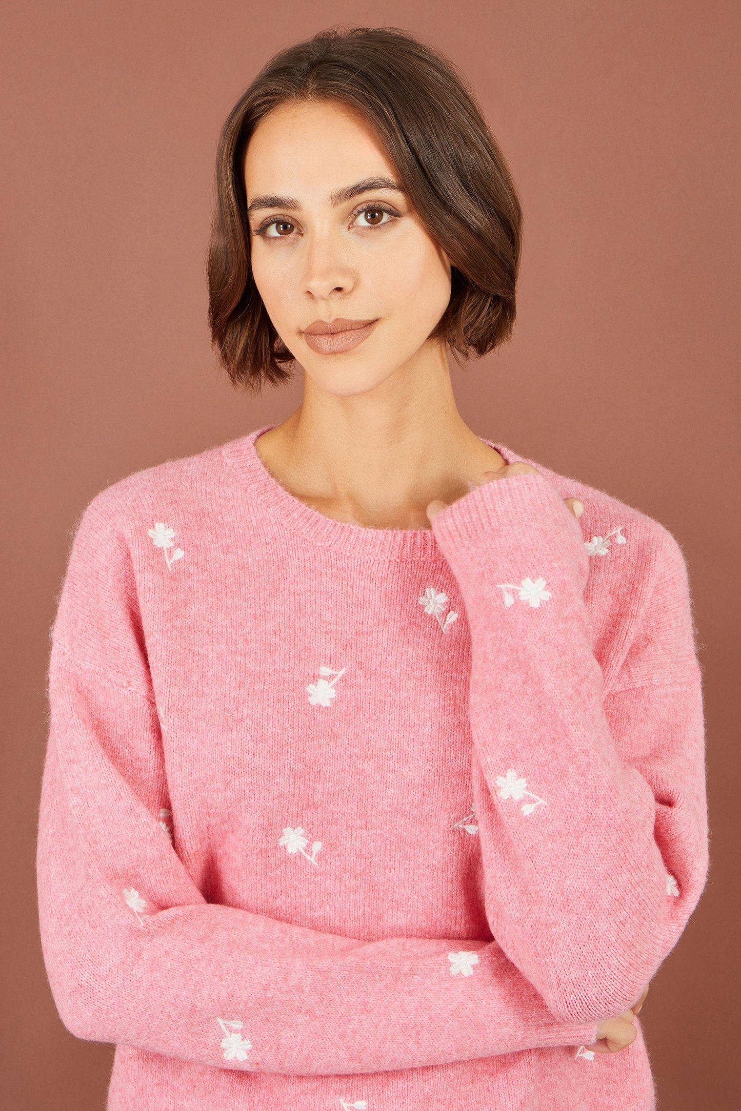 Yumi Pink Daisy Embroidered Relaxed Jumper