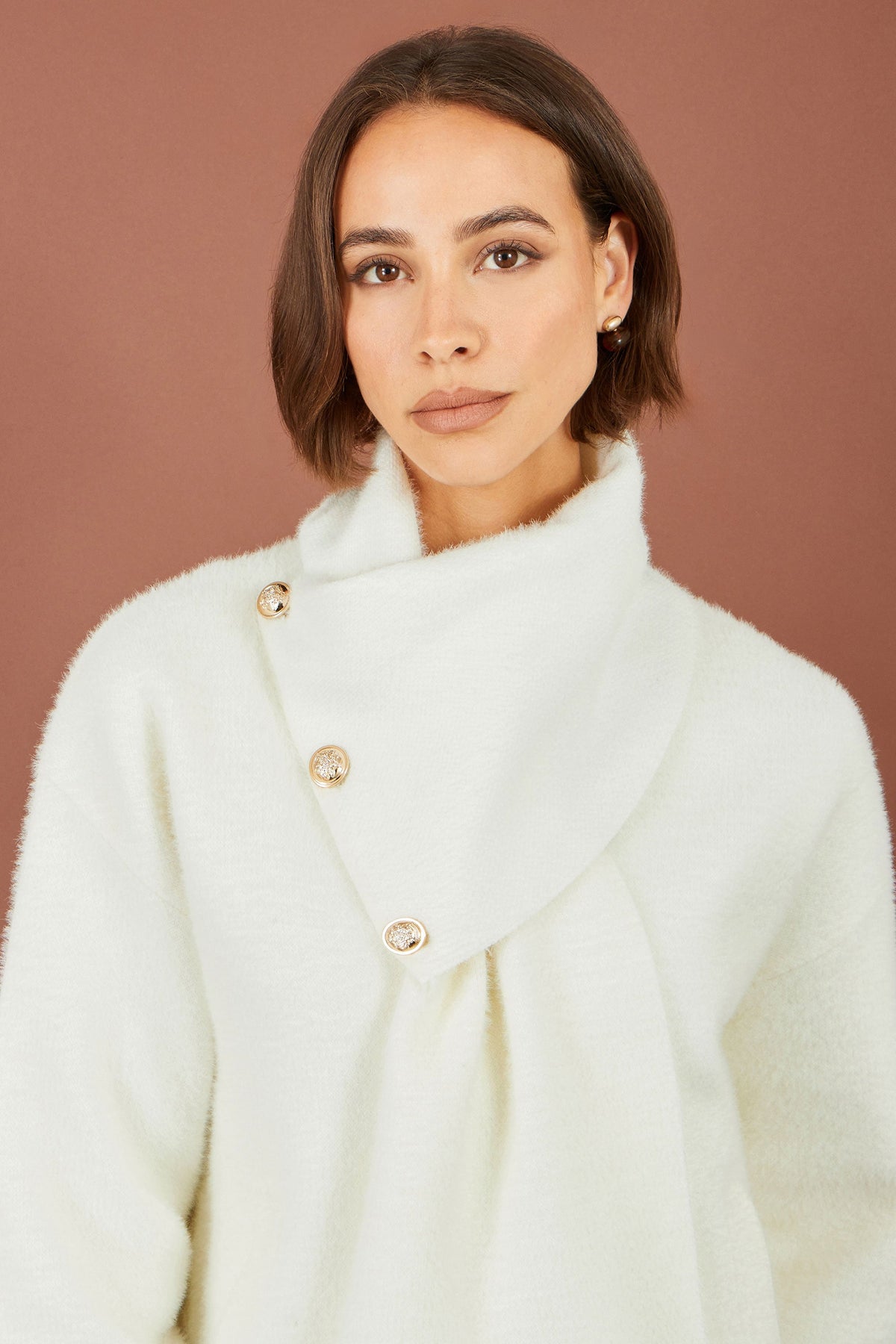 Yumi Ivory Eyelash Knit Jacket With Scarf