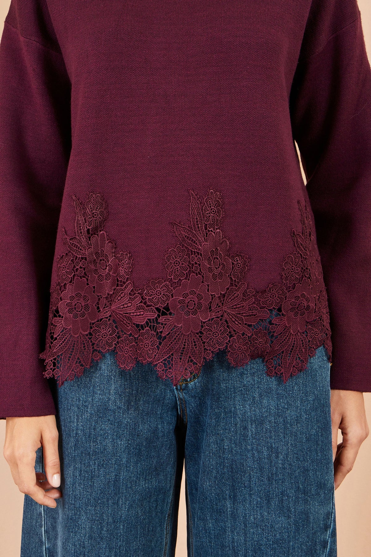 Yumi Burgundy Viscose Relaxed Jumper With Lace Trim
