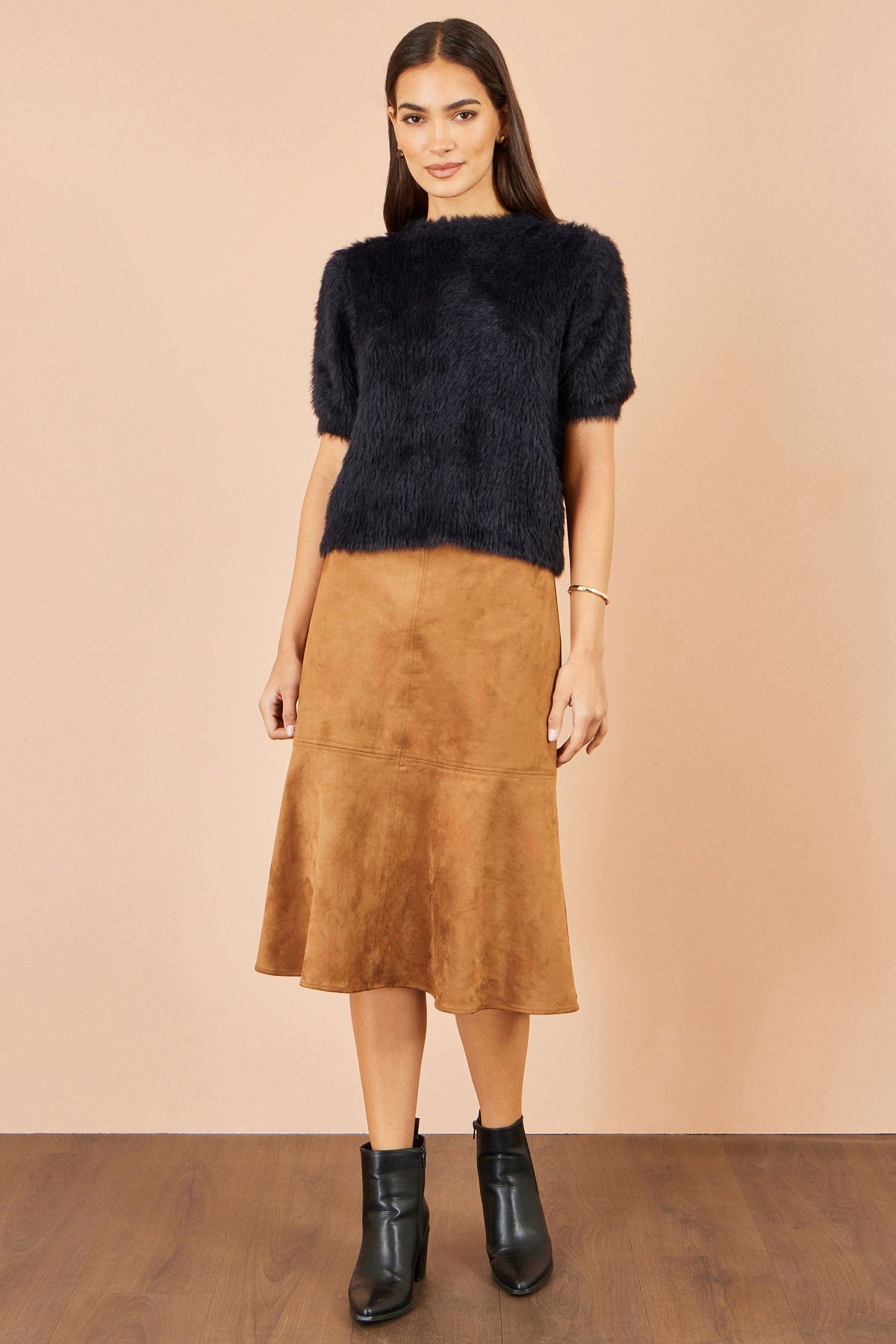 Yumi Black Fluffy Short Sleeve Jumper