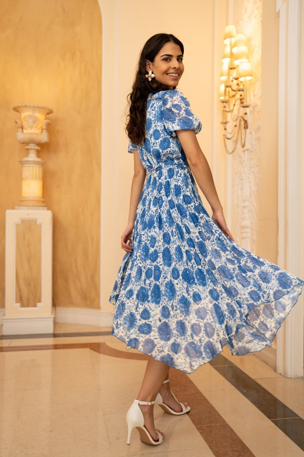 Yumi Blue Floral Pleated Midi Dress With Puff Sleeves Yumi Blue Floral Pleated Midi Dress With Puff Sleeves
