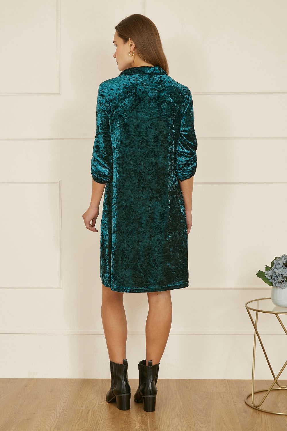 Yumi Green Velvet Tunic Dress With 3/4 Sleeves Yumi Green Velvet Tunic Dress With 3/4 Sleeves